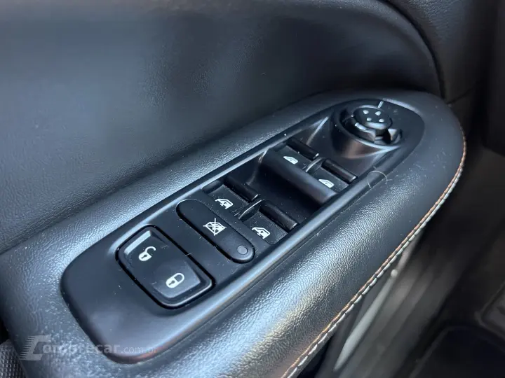 COMPASS 2.0 16V FLEX LONGITUDE AUTOMÁTICO