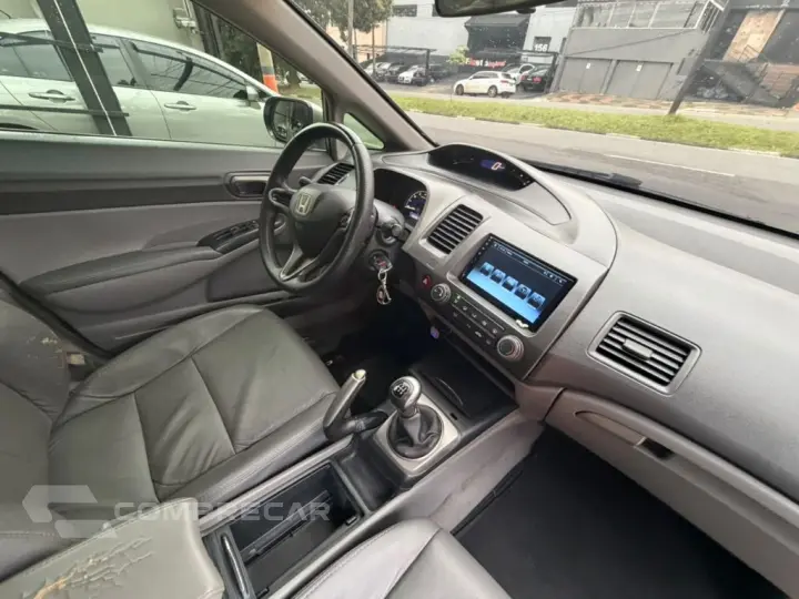 Civic Sedan LXS 1.8/1.8 Flex 16V Mec. 4p