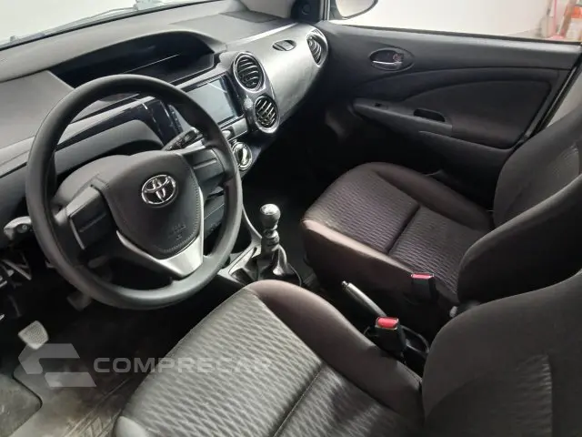 ETIOS HATCH - 1.3 X 16V 4P MANUAL