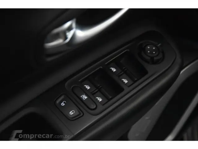 RENEGADE - 2.0 16V TURBO LONGITUDE 4P 4X4 AUTOMÁTICO