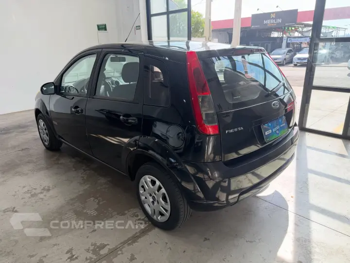 FIESTA 1.6 MPI Hatch 8V