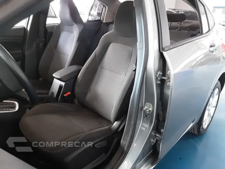 ONIX 1.0 TURBO FLEX PLUS LTZ AUTOMÁTICO