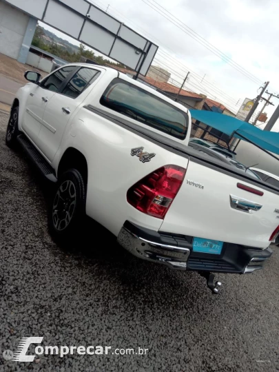 Hilux Caminhonete 2.8 16V SRV 4X4 DIESEL CABINE DUPLA AUTOMÁ