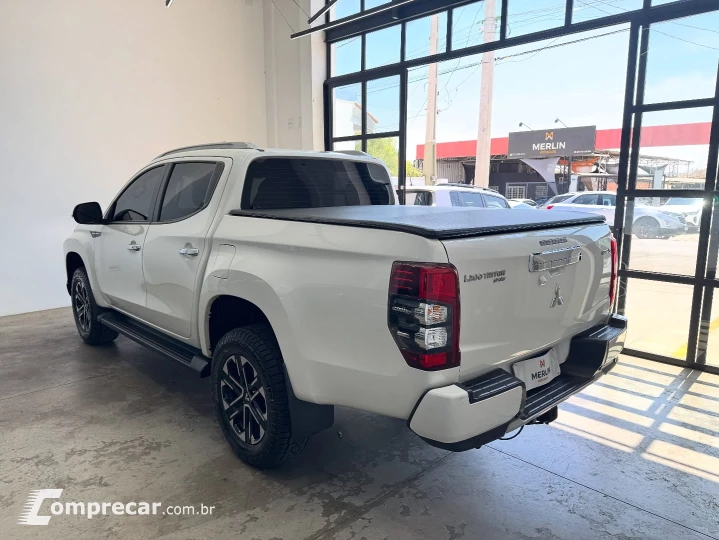 L200 TRITON 2.4 16V Turbo Sport Hpe-s CD 4X4