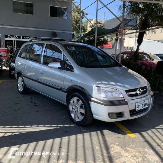 ZAFIRA 2.0 MPFI Elegance 8V