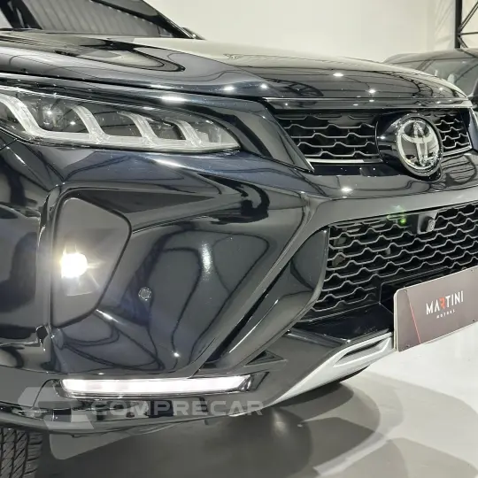 Hilux SW4 Diamond 2.8 TB 4x4 Die. Aut.