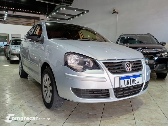 POLO SEDAN 1.6 MI 8V