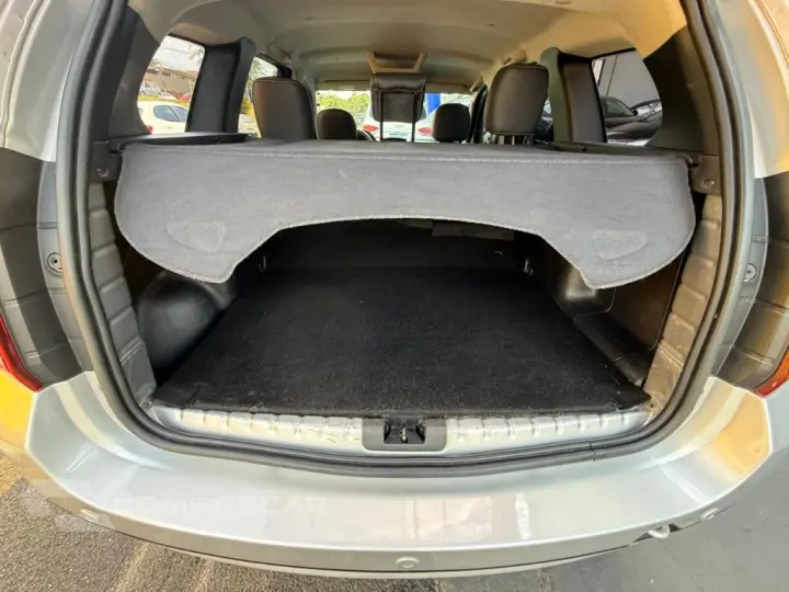 DUSTER Dynamique 4x4 2.0 Hi-Flex 16V Mec