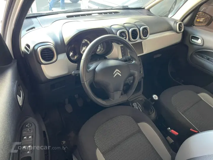 AIRCROSS 1.6 16V Live