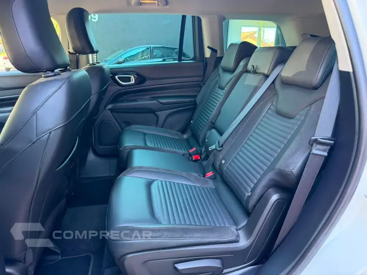 Commander 1.3 T270 Turbo Flex Limited At6