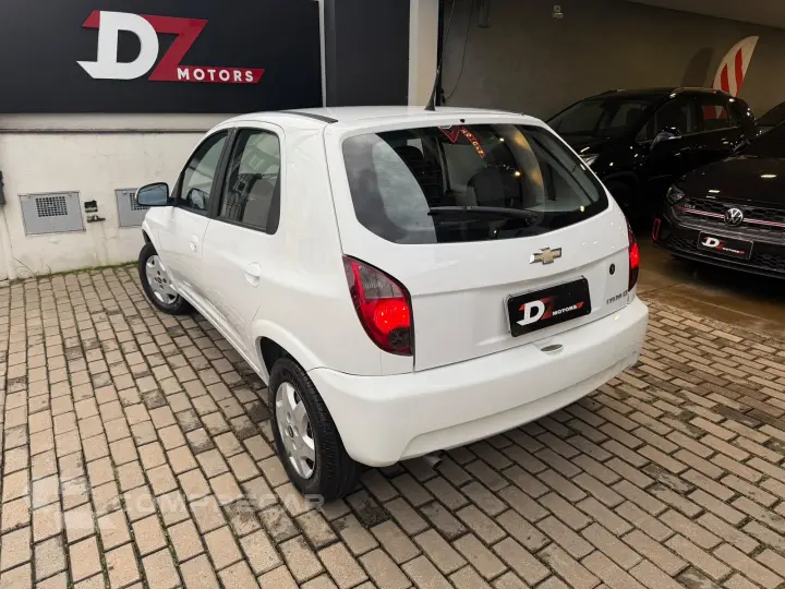 CELTA 1.0 MPFI LT 8V