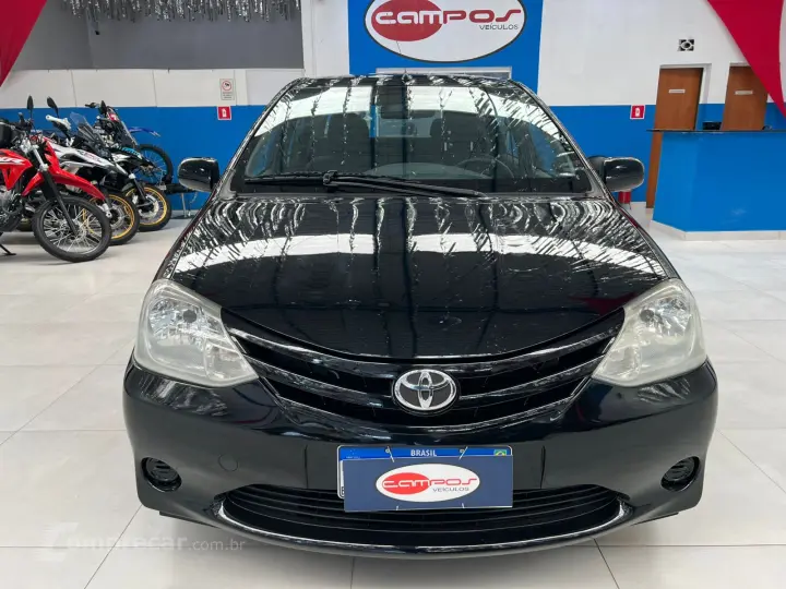 ETIOS 1.5 XS Sedan 16V