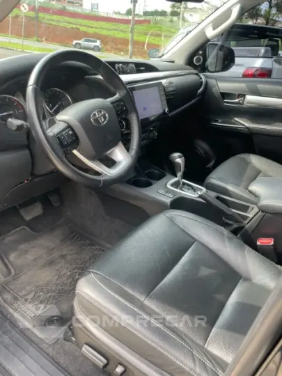 HILUX 2.8 D-4d Turbo CD SRX 4X4