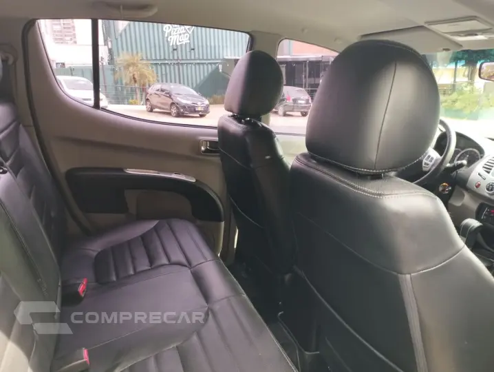 L 200 Triton 3.5 V6 HPE 4X4 FLEX CABINE DUPLA