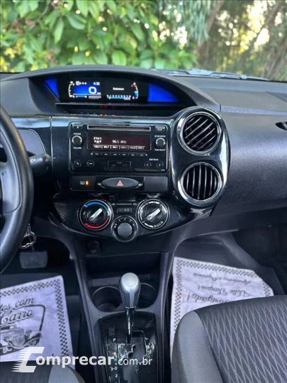 ETIOS 1.5 X PLUS SEDAN 16V FLEX 4P AUTOMÁTICO