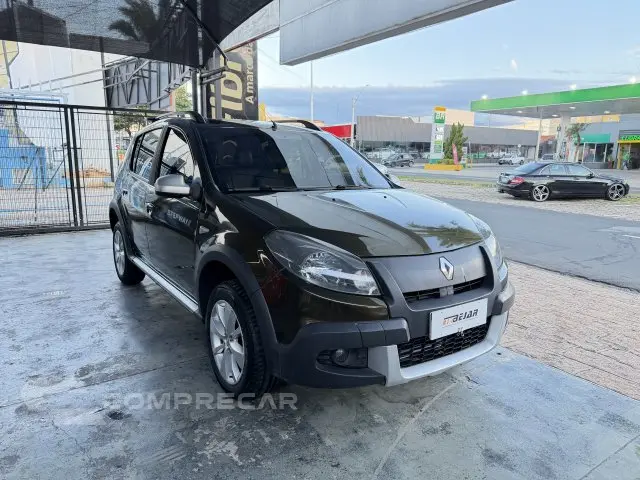 SANDERO - 1.6 STEPWAY 8V 4P MANUAL