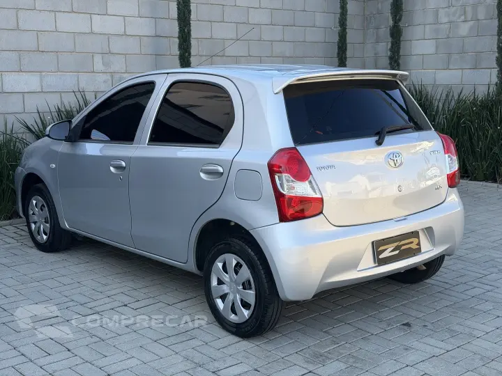 ETIOS 1.3 X 16V FLEX 4P MANUAL