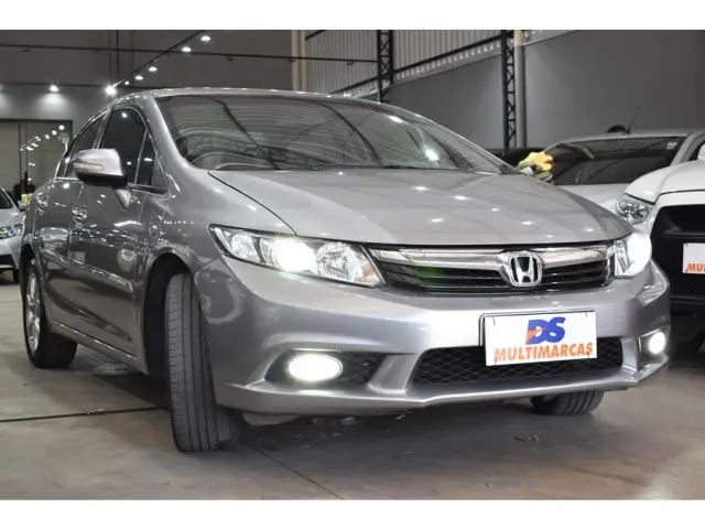 CIVIC - 1.8 EXS 16V 4P AUTOMÁTICO