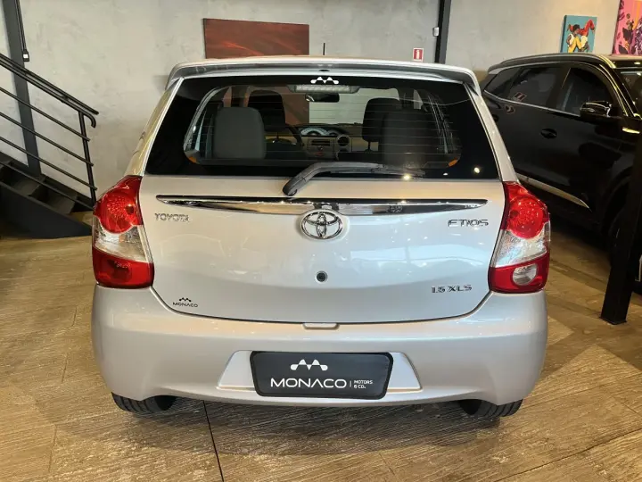 Etios Hatch 1.5 16V 4P FLEX XLS