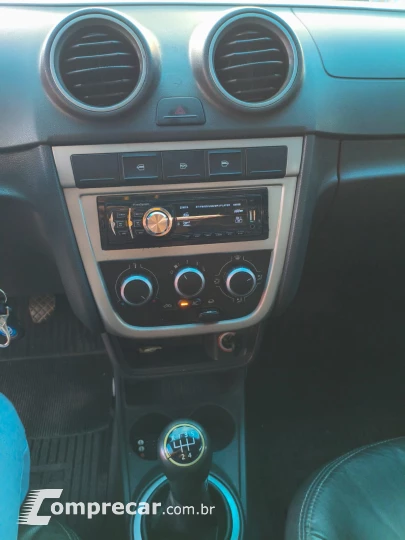 VOYAGE 1.0 MI 8V