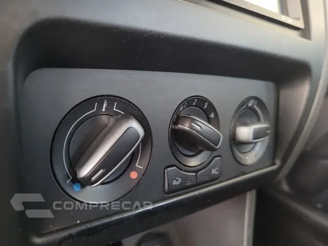 FOX - 1.6 MI PRIME 8V 4P MANUAL