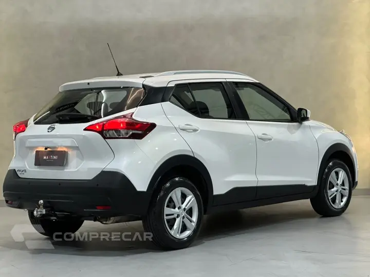 KICKS S 1.6 16V FlexStar 5p Mec.