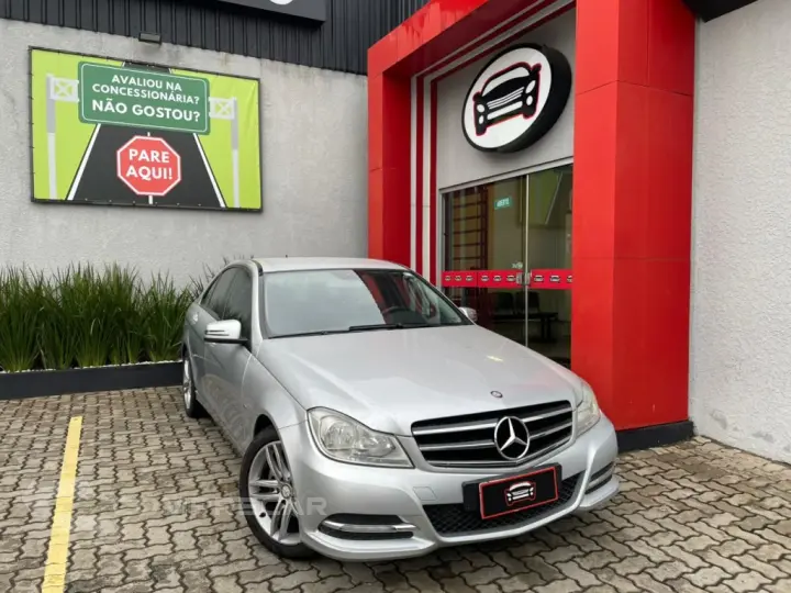 C 180 1.6 CGI CLASSIC 16V TURBO GASOLINA 4P AUTOMÁTICO