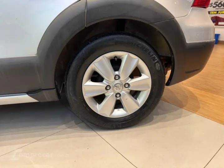 Livina 1.8 16V 4P SL X-GEAR FLEX AUTOMÁTICO