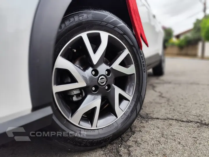 KICKS 1.6 16V FLEXSTART SENSE XTRONIC