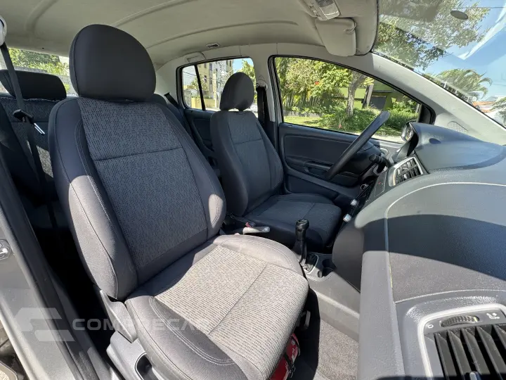 FOX 1.6 MI Trendline 8V