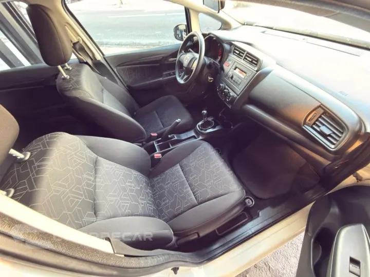 FIT 1.4 LX 16V