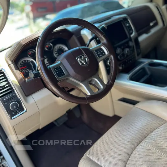 2500 6.7 I6 Turbo Laramie CD 4X4