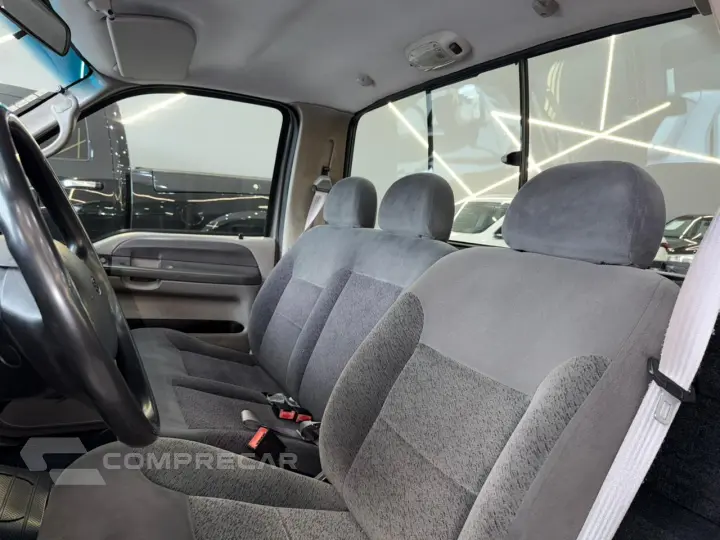 F250 XLT 4.2 6C