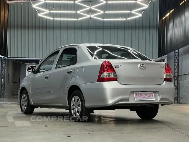 ETIOS SEDAN - 1.5 X SEDAN 16V 4P MANUAL