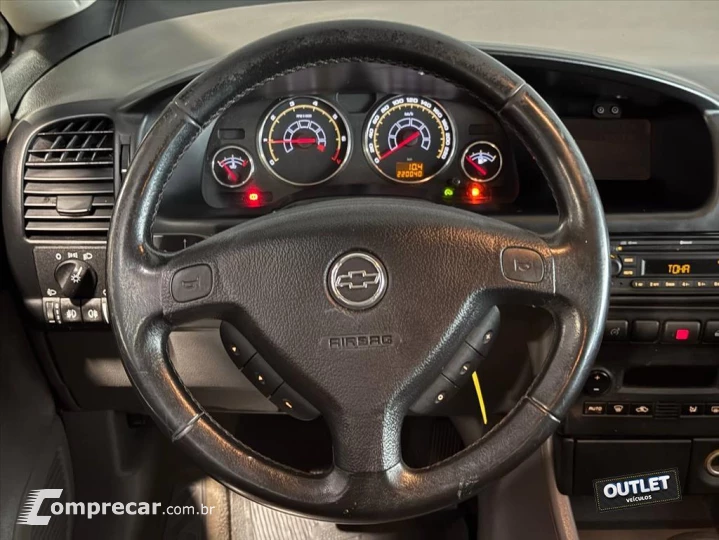 ZAFIRA 2.0 MPFI ELITE 8V FLEX 4P AUTOMÁTICO
