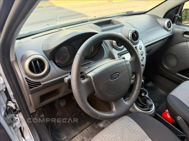 FIESTA 1.6 MPI Sedan 8V