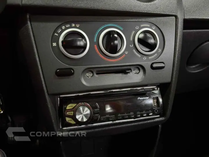 PRISMA 1.4 MPFI MAXX 8V FLEX 4P MANUAL