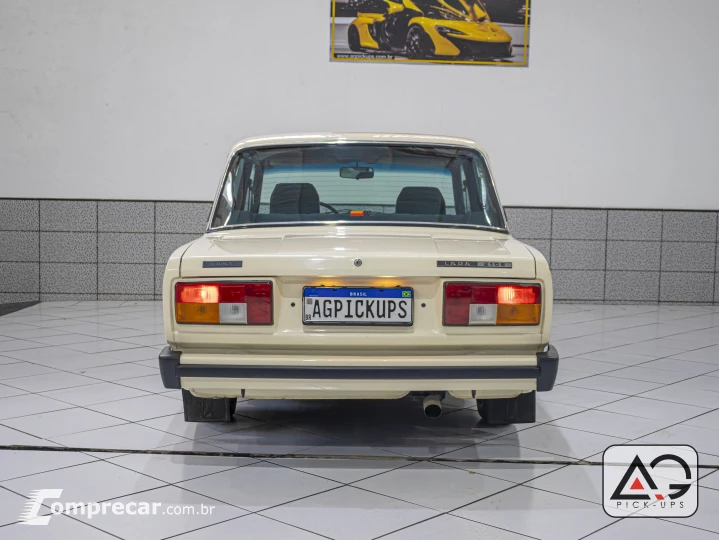 LAIKA 1.6 Sedan 8V
