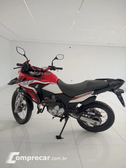 XRE 300 ABS