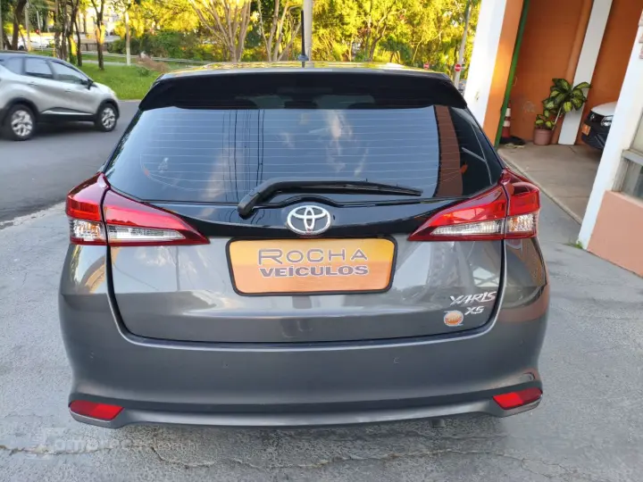 Yaris Hatch 1.5 16V 4P FLEX XS CONNECT MULTIDRIVE AUTOMÁTICO