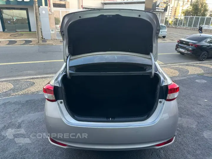 YARIS XL Sedan 1.5 Flex 16V 4p Aut.