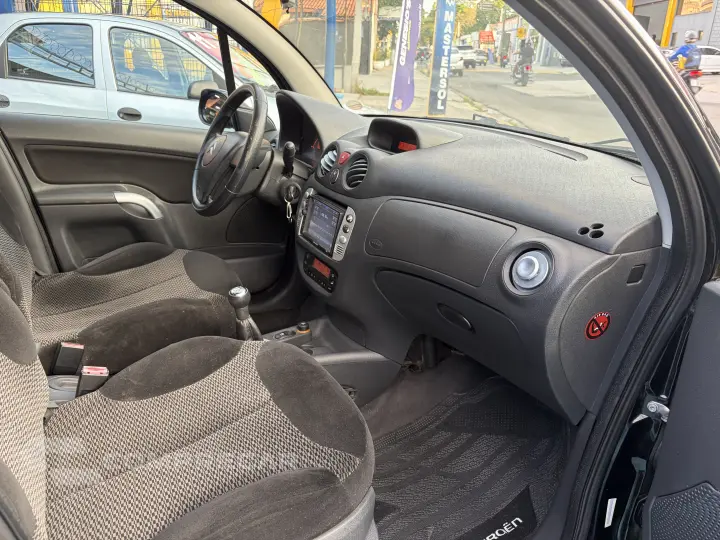 C3 1.4 I Exclusive 8V