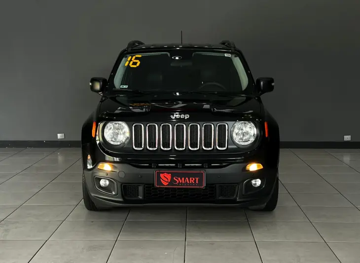 Renegade 1.8 4x2 (Aut) (Flex) (PCD)