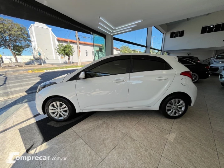 HB20 1.0 COMFORT PLUS 12V FLEX 4P MANUAL