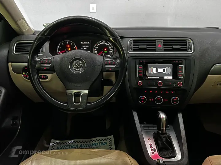 JETTA 2.0 COMFORTLINE FLEX 4P TIPTRONIC