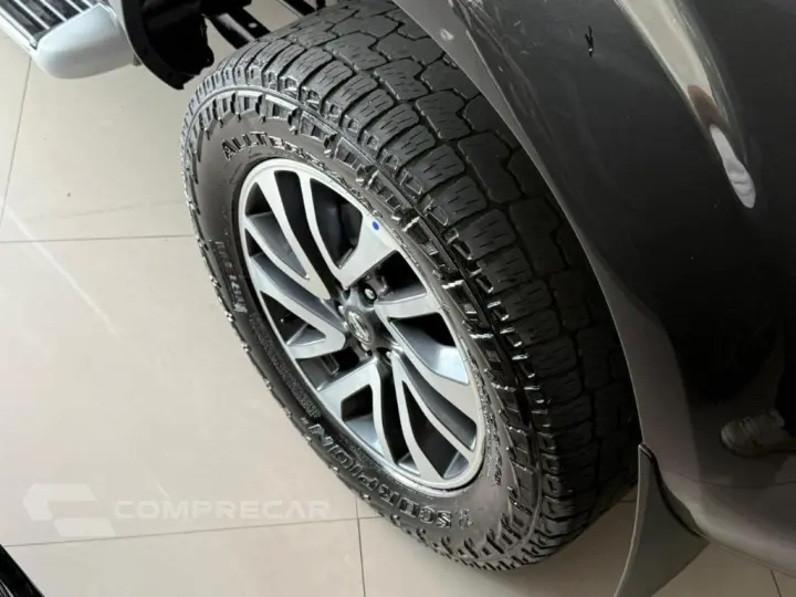 Frontier LE CD 4x4 2.3 Bi-TB Diesel Aut.