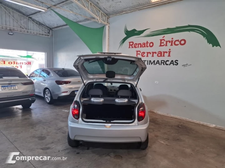 CELTA 1.0 MPFI LT 8V