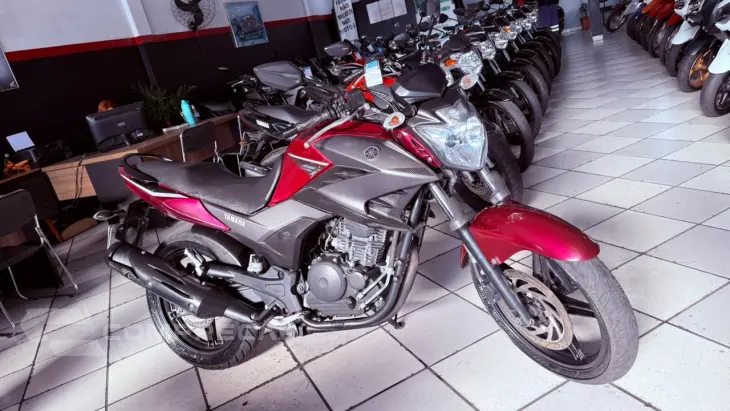 FAZER 250 blueflex