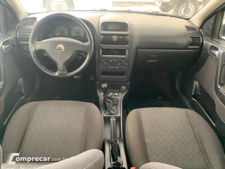 ASTRA 2.0 MPFI Advantage 8V