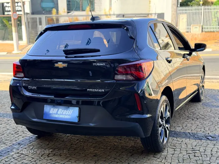 ONIX 1.0 Turbo Premier
